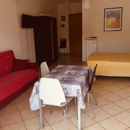 La Perla Apartment Silvi Marina Bagian luar foto