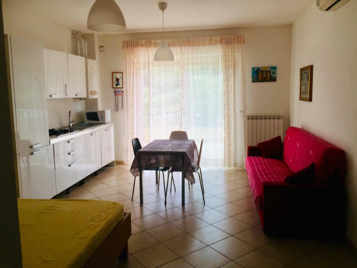 La Perla Apartment Silvi Marina Bagian luar foto
